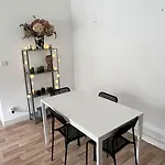 Hyper Centre - à Proximité Des Maisons De Champagne Appartement Reims